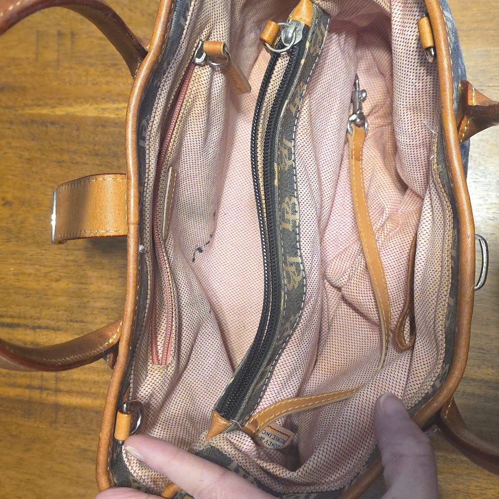 Dooney & Bourke Blue and Tan Shoulder Bag - Picture 13 of 16